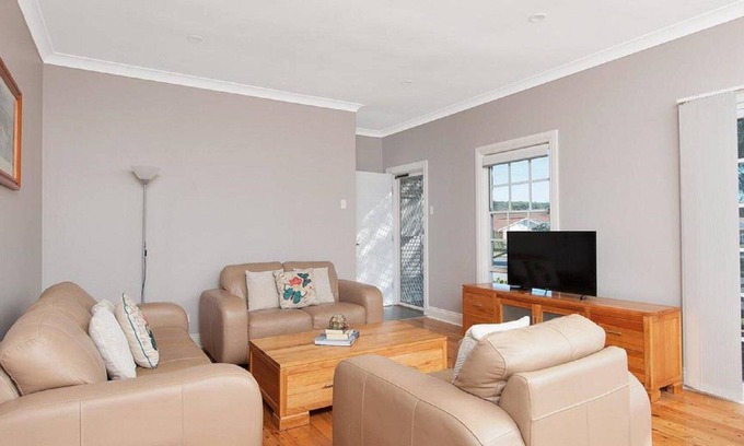 Fingal Bay House | The Croft, 11 Boulder Bay Rd - Cosy Beach House with Aircon & only 270m to the Beach
