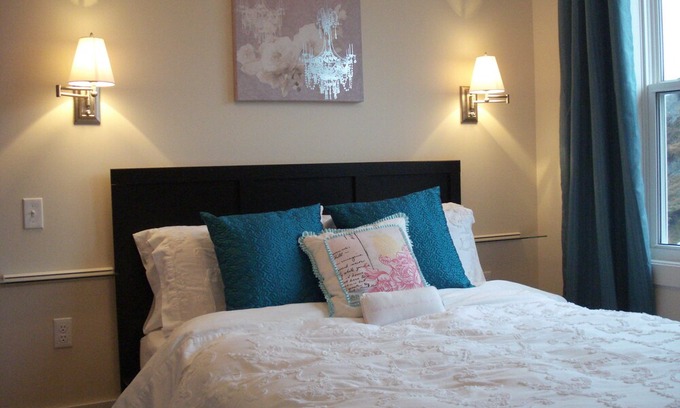 Trinity House | The Crow's Nest - Luxury Vacation Home located in the heart of Trinity