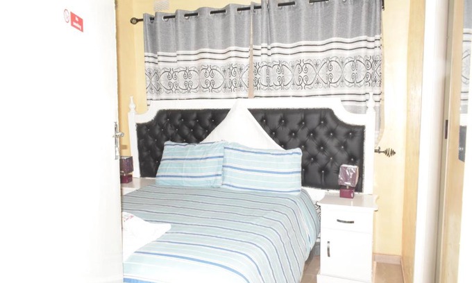 Harare House | The Crown Inn Guest House