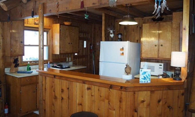 Frankfort Cabin | The Crystalaire Cabin - Charming, Relaxing, and Peaceful in A Very Quiet Area!