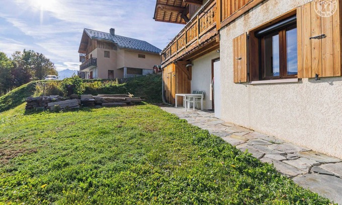 La Lechere House | THE CUBS HUT