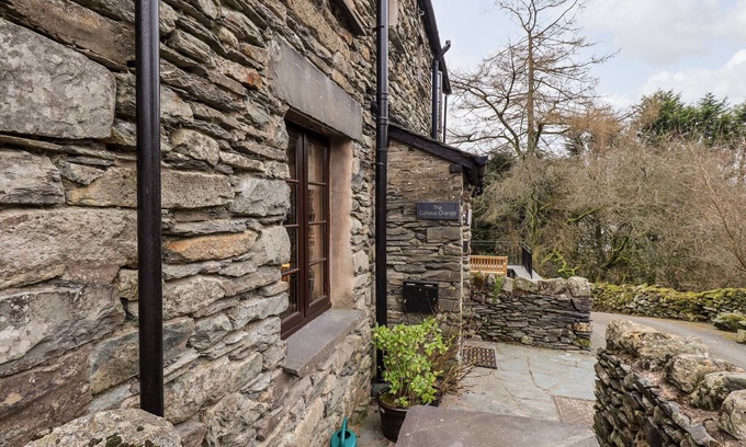 Troutbeck Cottage | The Curious Orange