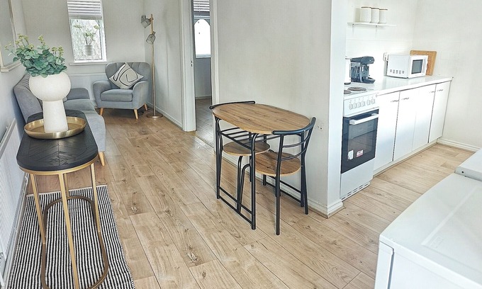 Cut Bush Apartment | The Curragh Studio