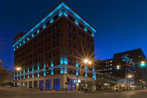 Downtown Hotel | The Current Iowa, Autograph Collection