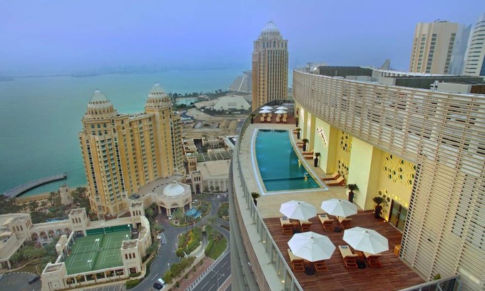 Diplomatic Area Hotel | The Curve Hotel
