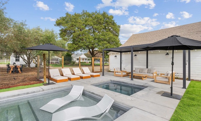 Sonoma House | The Cypress Bungalows