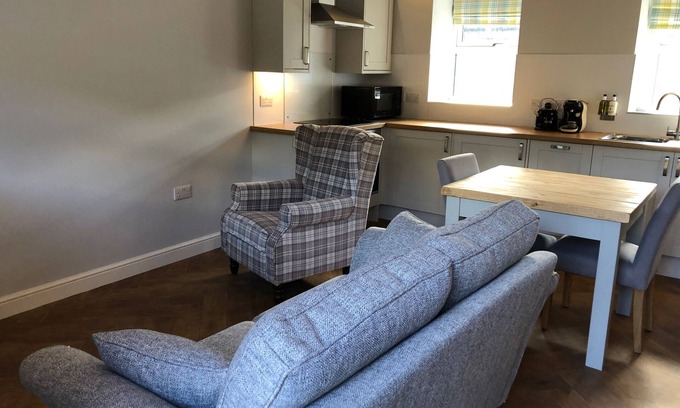 Cottingham Apartment | The Dairy, 1 bed studio, Wolds Way Holiday Cottages