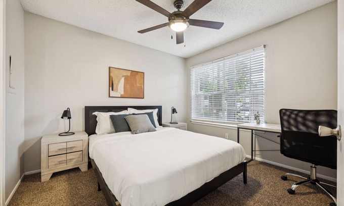 Huntsville Apartment | The Davis 412 I Spacious 1 Bed 1 Bath