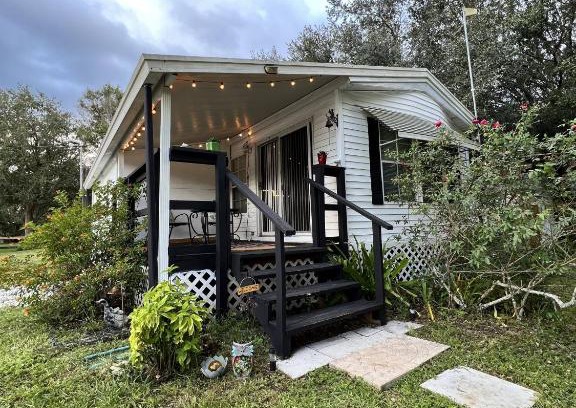 Venus House | The Deer Retreat at Venus
