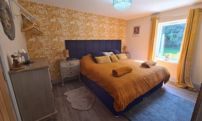 Rowrah Apartment | The Den, a boutique retreat for a family of 4