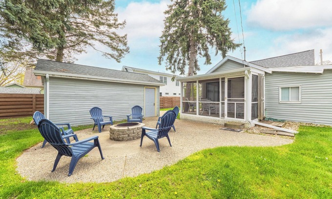 South Haven House | The Devonshire: Coastal comfort with firepit bikes, and kayak