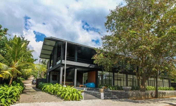 Piliyandala Hotel | The Domain