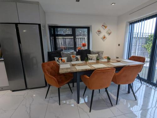 Leicester House | The Dominion Club