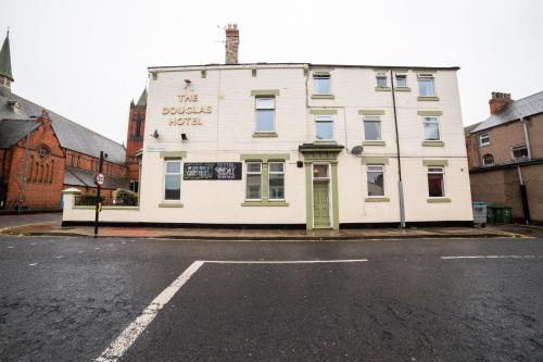 Hartlepool Hotel | The Douglas Hotel