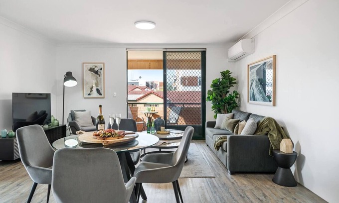 Redfern Apartment | The Downtown Retreat - Heart of Redfern