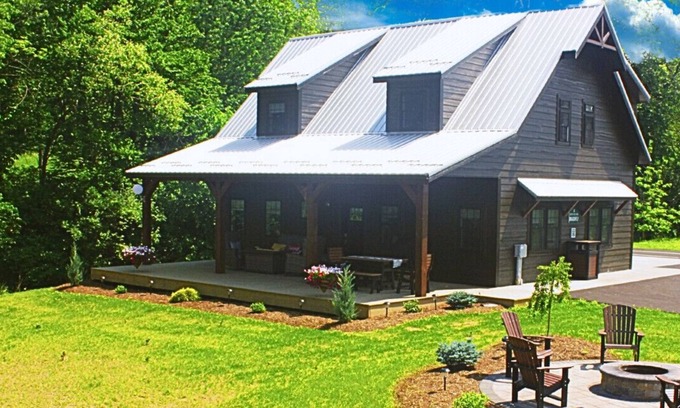 Millersburg Cabin | The Dragonfly at Water's Edge Cabins