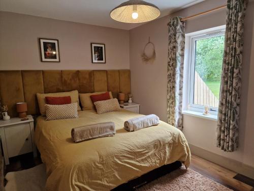 Rowrah Apartment | The Drey by Blake view holidays, a peaceful boutique retreat, 3 miles from Ennerdale- small twin or king bed available