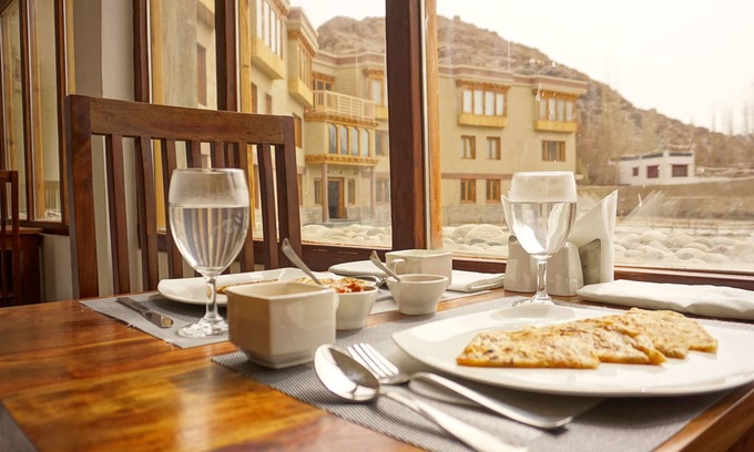 She Hotel | The Driftwood Ladakh