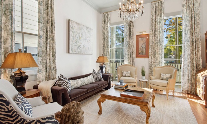 Lower Garden District House | The Duke of Magazine 5 Bedroom luxury with pool perfectly located in New Orleans