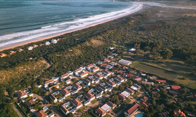 Keurboomstrand House | The Dunes Coastal Retreat Pool & Beach Access
