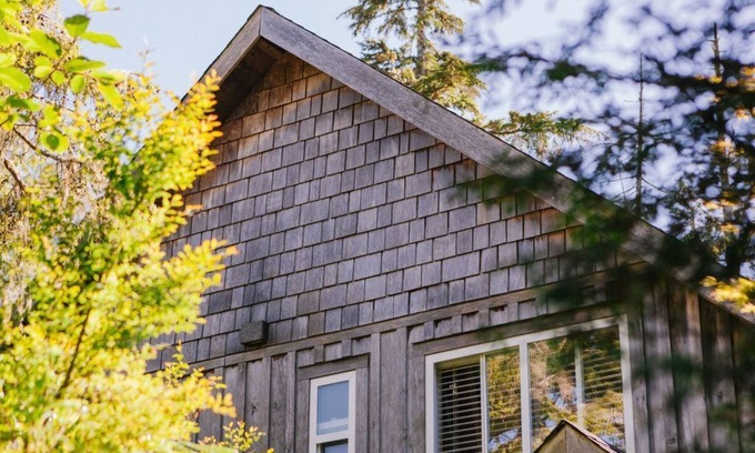 Tofino House | The Dunes House at Chesterman Beach, Tofino B.C.