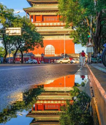 Dongcheng Hotel | The East Hotel-Very close to the Drum Tower,The Lama Temple,Houhai Bar Street,and the Forbidden City,There are many old Beijing traditional hutongs around the hotel ,Experience the culture of old Beijing hutongs,Near Exit A of Shichahai on Metro Line 8