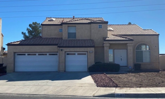 Victorville House | The Easy Escape