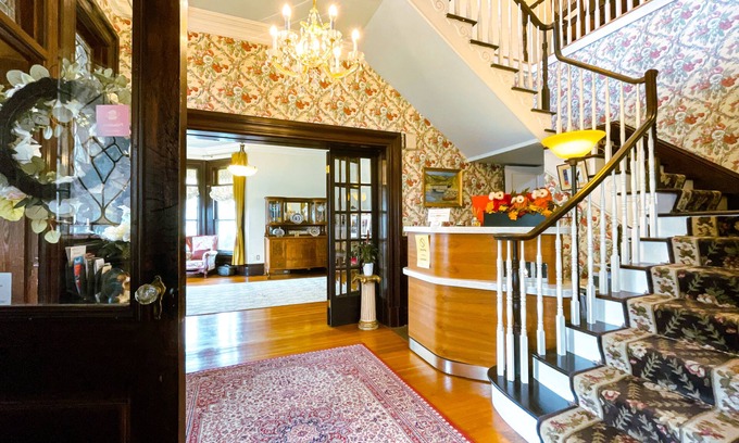 Queens Square House | The Eden Hall Inn