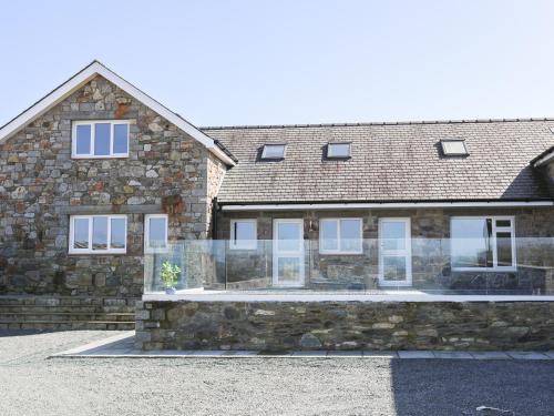 Dwyran House | The Elberry