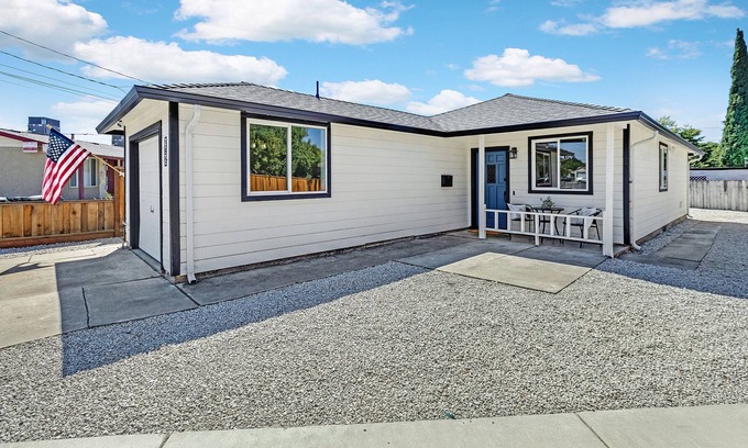 Livermore House | The Elizabeth House - Livermore CA