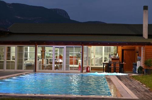 Elbasan Villa | The Emerald Courtyard