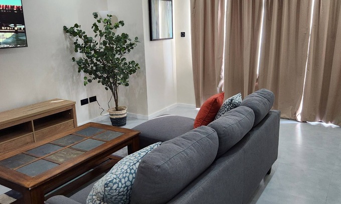 Corinthe Apartment | The Emerald Too