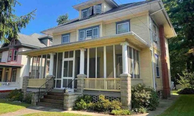 Bridgeton House | The Emerson House