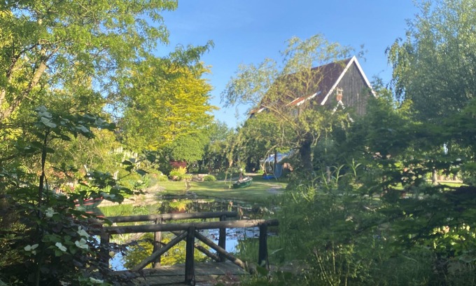 Selm House | The Emtingshof is located in the middle of a dream garden.