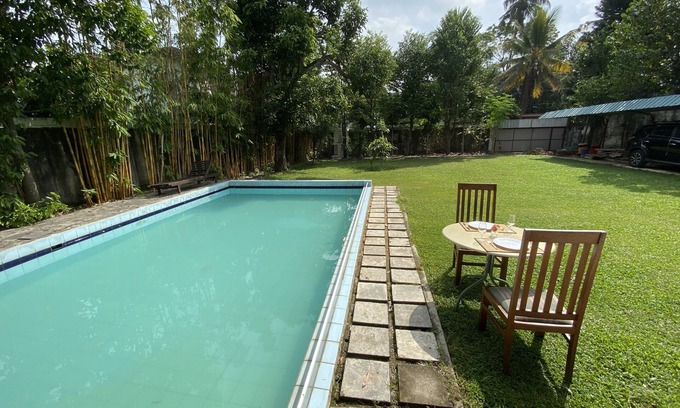 Battaramulla Bed & Breakfast | The Exclusive Pelawatta Villa