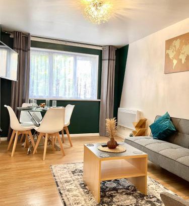 Goodmayes Apartment | The Express Apartment