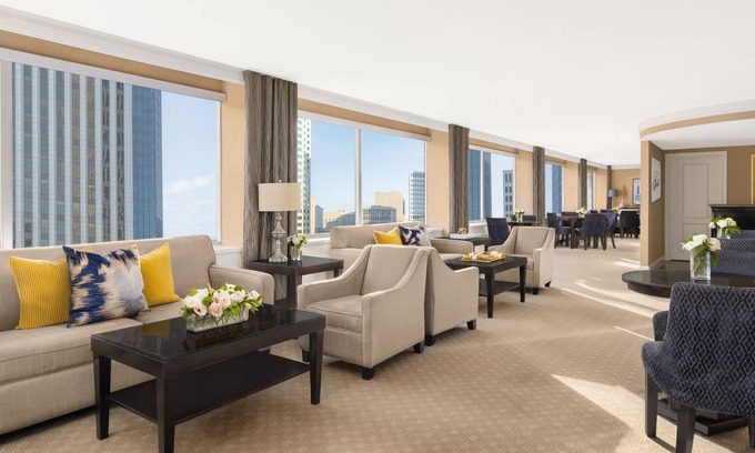 Exchange District Hotel | The Fairmont Winnipeg Gold Experience