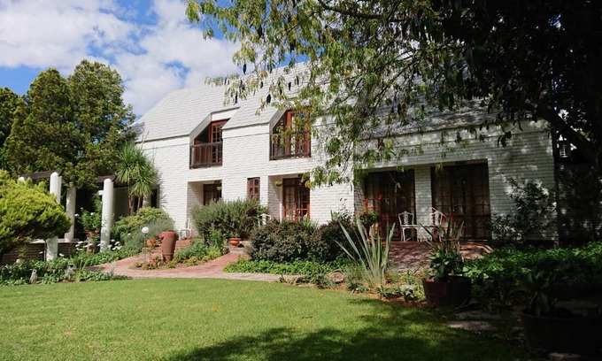 Setsoto House | The Fairway Guesthouse Senekal