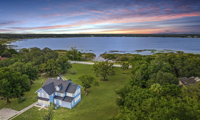 Leesburg House | THE FAITH ESTATE