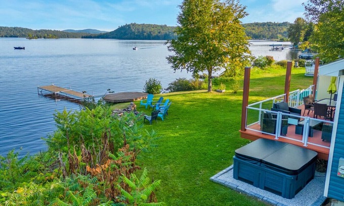 Lac Sainte-Marie Cottage | The family cottage at Lac Sainte-Marie