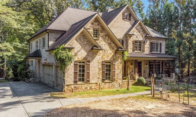 North Buckhead House | The Famous "GOAT MANSION" by Buckhead Goats - Since 2018 ATL