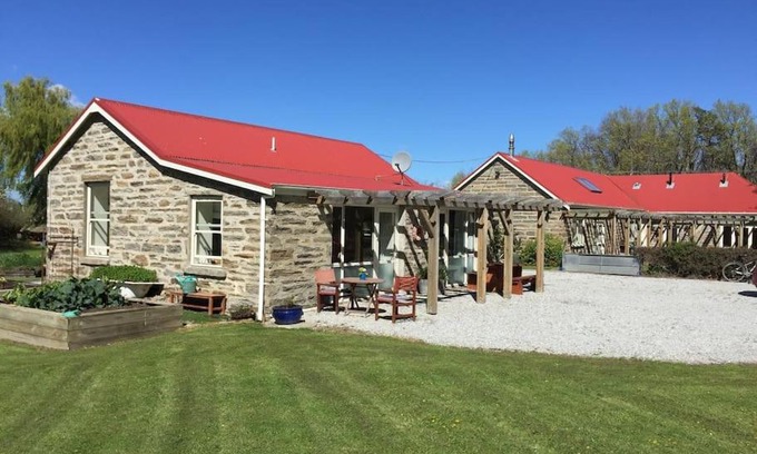 Otago Region Bed & Breakfast | The Farm Bed & Breakfast