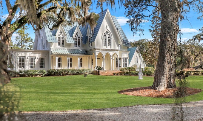 Bluffton House | The Farm's Estate at Rose Hill