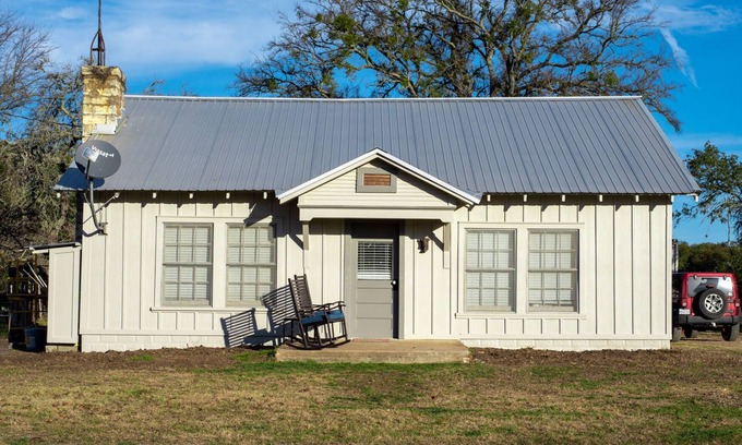 Bertram Other | The Farmers Cottage