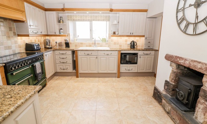 Tunstall Cottage | The Farmhouse