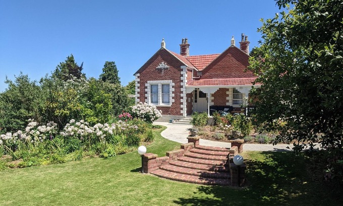 Benhar Bed & Breakfast | The Fern & Thistle Luxury Accommodation