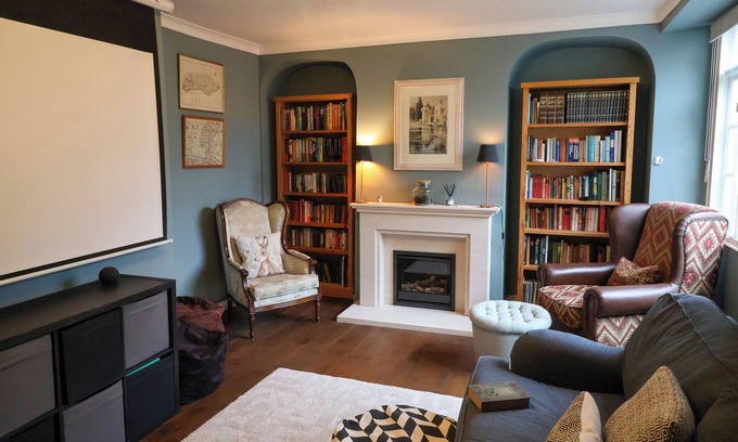 Colyton House | THE FERNERY, family friendly, character holiday cottage in Colyton