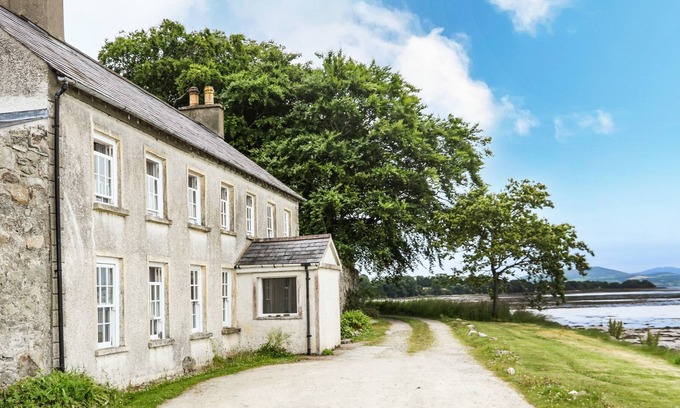 Ramelton Cottage | THE FERRY HOUSE, pet friendly in Ramelton, County Donegal