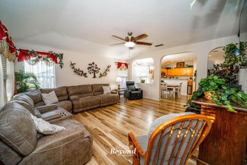 West San Antonio House | The Festive Veteran