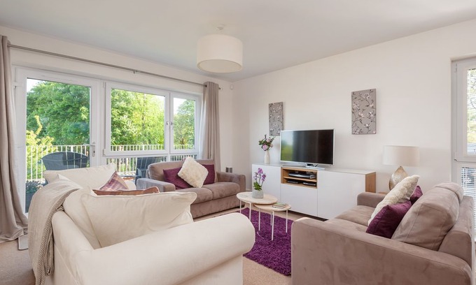 Ellemford Apartment | The Fettes Castle View Residence